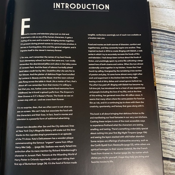 Eat What You Watch: A Cookbook for Movie Lovers
Book by Andrew Rea - Picture 6 of 8